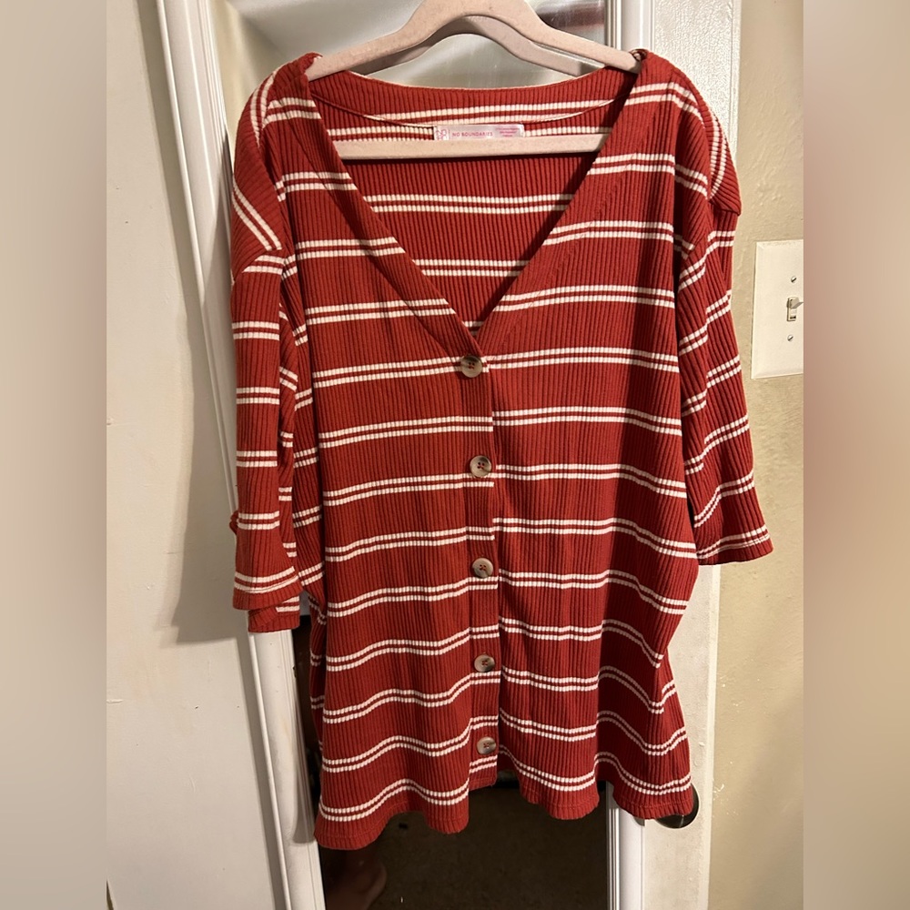 No Boundaries Button Front Tee